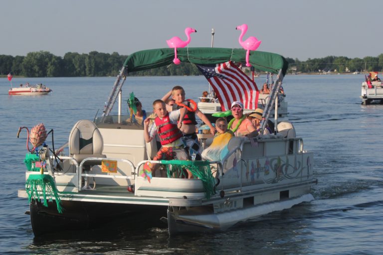Boat Parade Annandale 4th of July